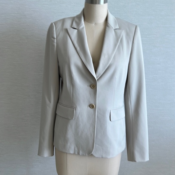 Epic New York Beige Blazer size 4 stretch fabric - Picture 1 of 7